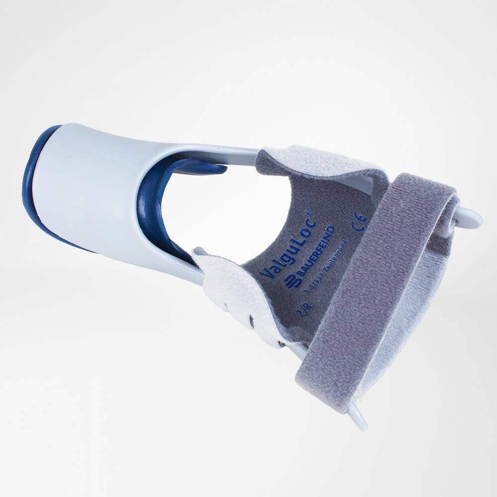 ValguLoc Splint for hallux valgus correction with adjustable Velcro fastening.