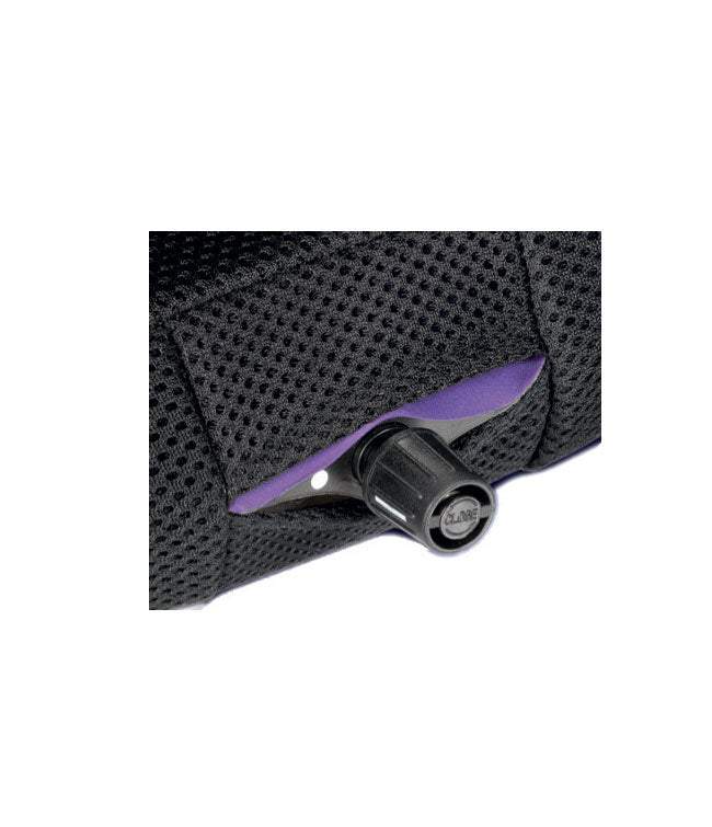 Air wedge cushion with 2-way valve and 3D mesh cover.